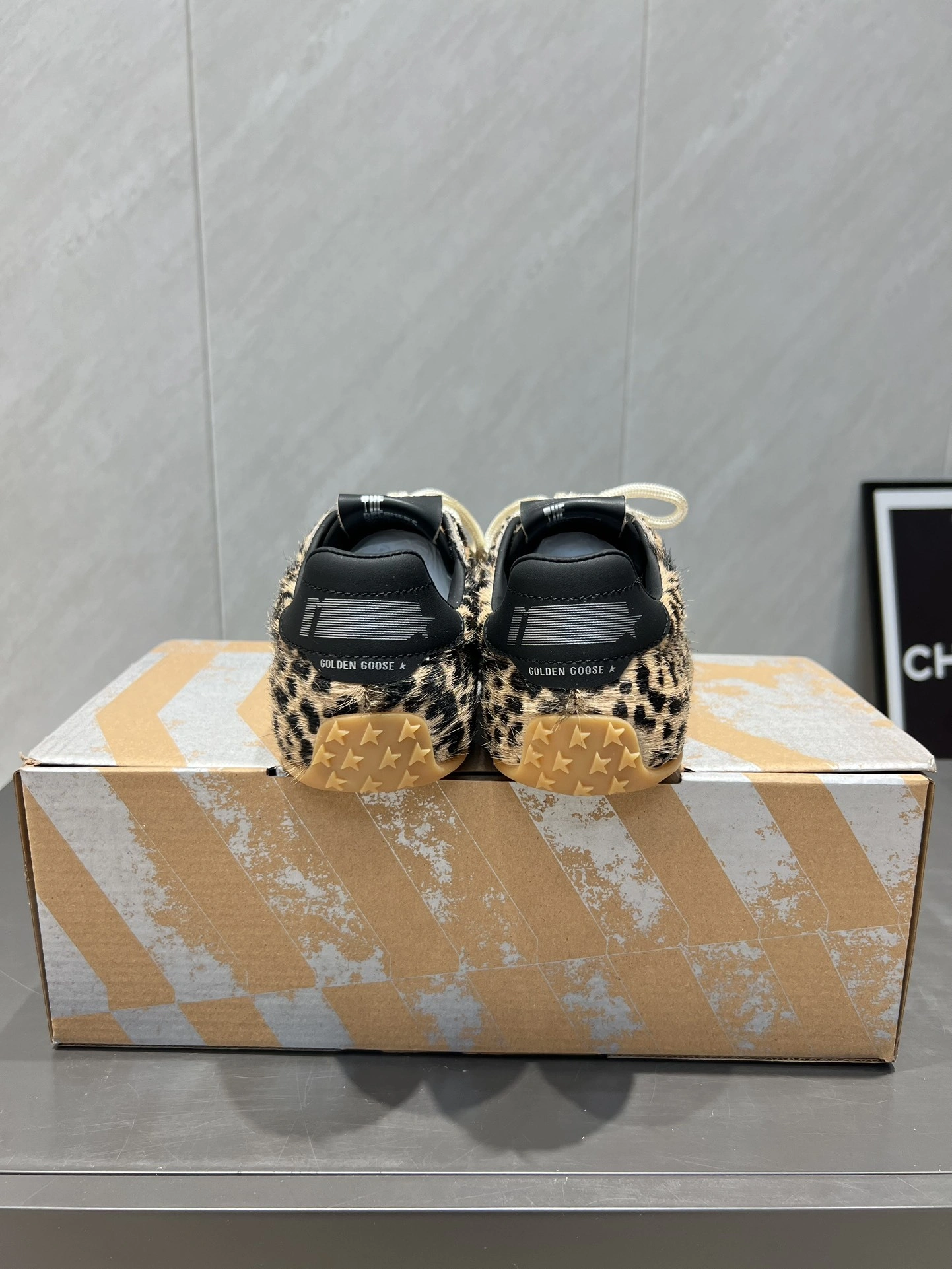 COCO-- 6642 GWF00923.F007409.55671 cowhide sheepskin item:E-X032I2511